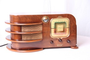 amazing-restored-vintage-radio
