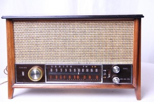 restored-vintage-radio-11
