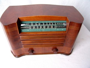 restored-vintage-radio-12
