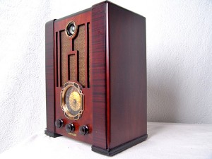 restored-vintage-radio-6